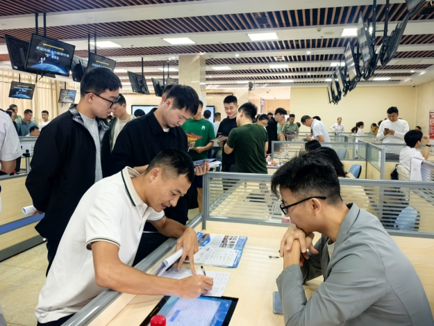 1759039392352549.png a733f1df-1ba2-4a31-b7e6-fcf390edaae7.png